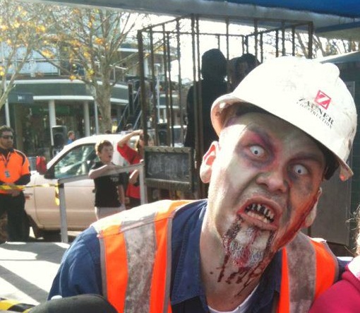 Click image for larger version

Name:	zombie2.jpg
Views:	13
Size:	90.8 KB
ID:	1708