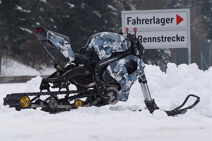 Click image for larger version. 

Name:	snowbike_web.jpg 
Views:	80 
Size:	96.3 KB 
ID:	1671
