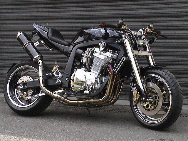 Click image for larger version.&nbsp;

Name:	GSXR1100.jpg&nbsp;
Views:	18&nbsp;
Size:	92.6 KB&nbsp;
ID:	4319