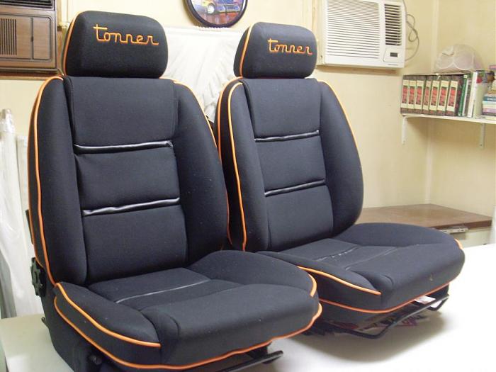 Click image for larger version. 

Name:	chase's ute seats 009.jpg 
Views:	343 
Size:	88.3 KB 
ID:	875