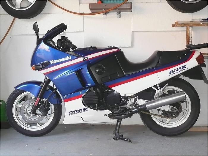 Click image for larger version. 

Name:	1989 Kawasaki GPX 600R.jpg 
Views:	1 
Size:	19.8 KB 
ID:	8061